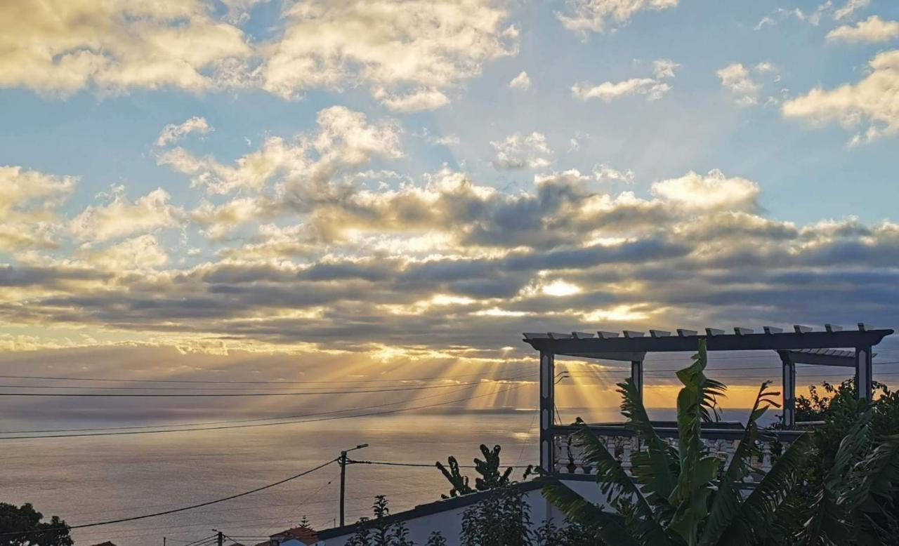 Studio A Casa Valentina Estreito Da Calheta エクステリア 写真